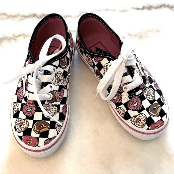 Vans Kids' Donut pattern Checkered Sneakers with Pink and White - Picture 2 of 13